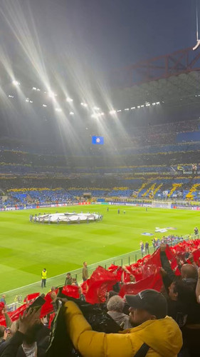 Z 0HRbJWNUeJJrLX.jpg