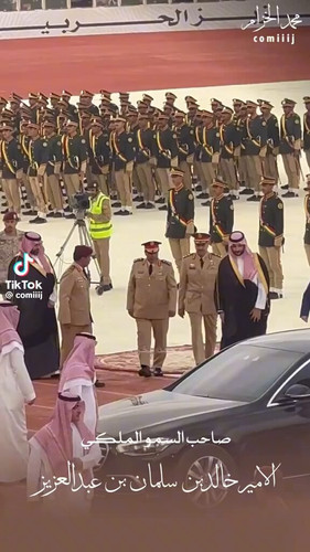 AR9W 41uT6Ns3uj9.jpg