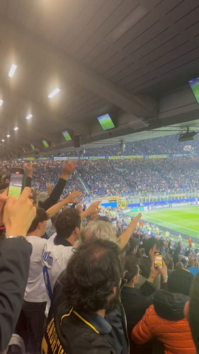 fDEB8GCVa5Od qKV.jpg