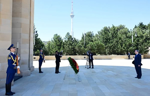 495371736 122206978106146263 855302551699264787 n.jpg?stp=dst jpg s600x600 tt6& nc cat=108&ccb=1 7& .jpg