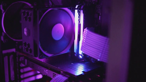 HC Custom Computers & Gaming PC.jpg