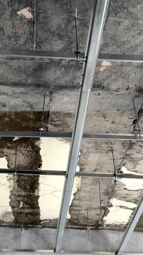 jizIxC1Qsg a4w v.jpg