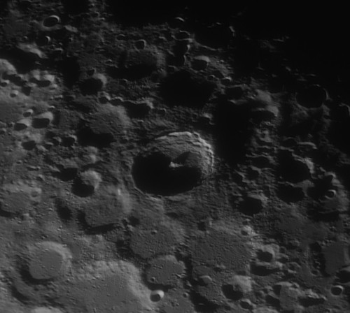 GqU7Rc7WYAENMR .jpg