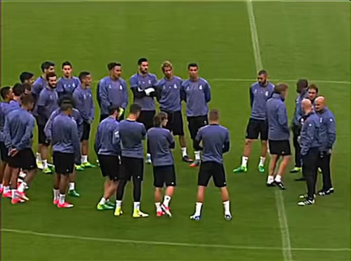 98Z MgJ680pa xAR.jpg