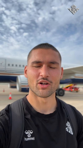 FhoPZ0U5JD7 ButX.jpg