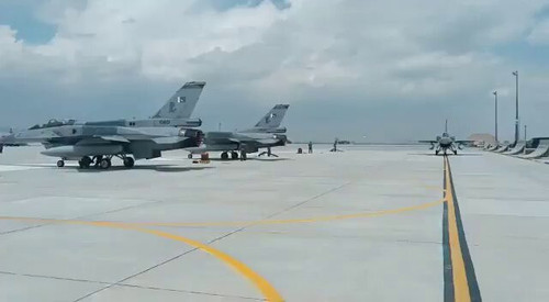 geKGEhKi Ggbc8Q5.jpg