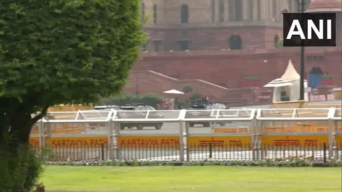 fsbM5Mfgj Xp2szW.jpg