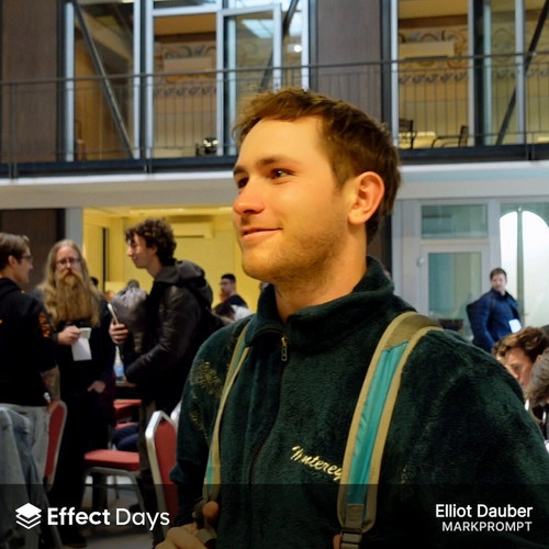 ajeE4TvR y 2WEum.jpg