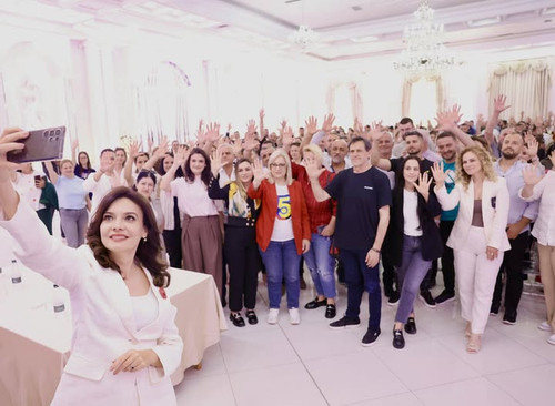 495366151 1246864830139282 887781949812613751 n.jpg?stp=cp6 dst jpg s720x720 tt6& nc cat=104&ccb=1 7.jpg