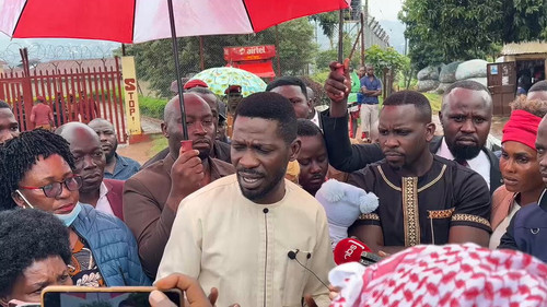 8TV4YIrOSr 5d i2.jpg