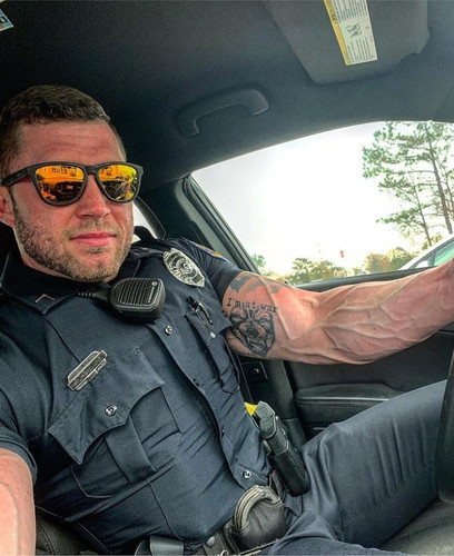 tumblr ea78a5b9fed33be5dbe3cd39b764fc49 cb988b79 640.jpg