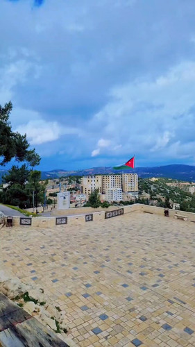 Q9kanfFeec3d pM2.jpg