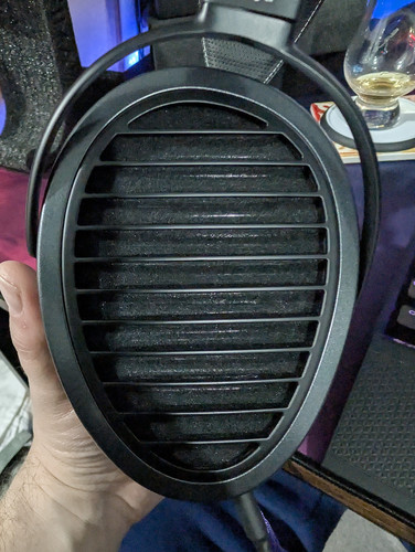 PXL 20250507 195700678