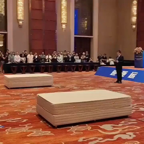 8OQE7KyDsKStyJJN.jpg