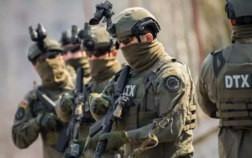 Gqbqv iXQAE4vlm.jpg