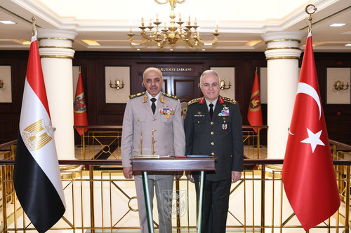 GqbLFP0WQAAMBTI.jpg
