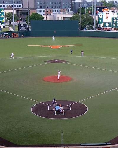 4wuklbtRdfc5F 1Y.jpg