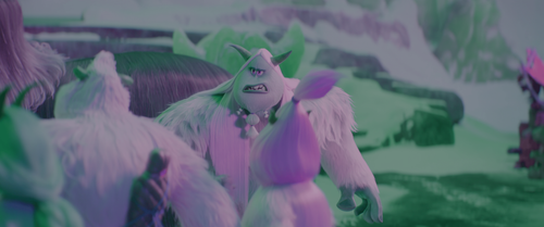 275271767 smallfoot 2018 dv 2160p web h265 slot 2888 compr.png