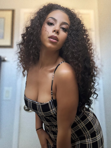 SAMANTHA IRVIN3.jpg