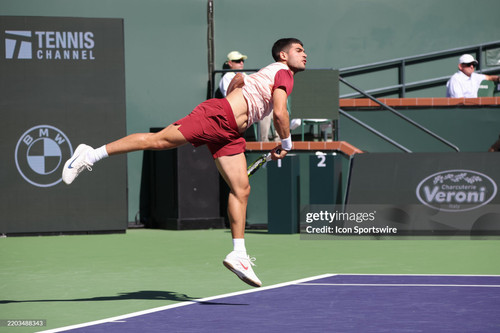 INDIAN WELLS, CA - MARCH 08: Carlos Alcaraz (ESP) serves during the BNP Paribas Open on March 8, 202.jpg
