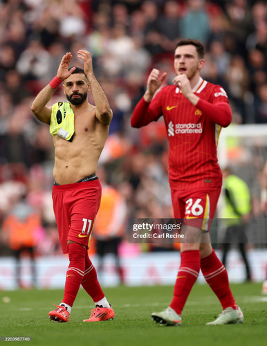 LIVERPOOL, ENGLAND - MARCH 08: Mohamed Salah of Liverpool acknowledges the fans after the Premier Le.jpg