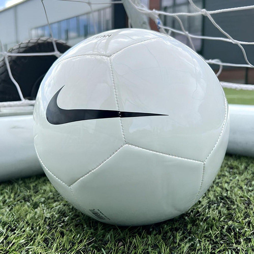 Bola Nike Pitch.jpg