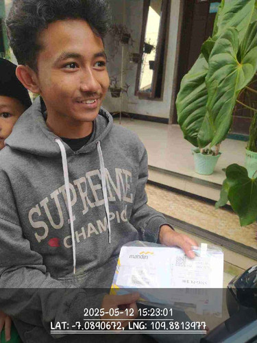 WhatsApp Image 2025 05 15 at 11.54.10.jpg