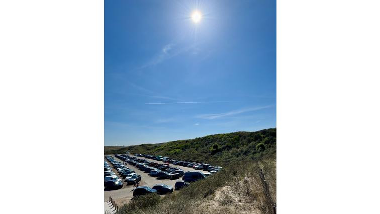 My van at its testing location, seen at the bottom of the image. Do not leave your dog unattended with the Wave 3 in Pet Mode on a day like this.