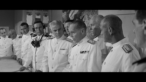 cap In.Harms.Way.1965.1080p.Blu ray.Remux.AVC.TrueHD.5.1 PP 00 19 13 02.jpg