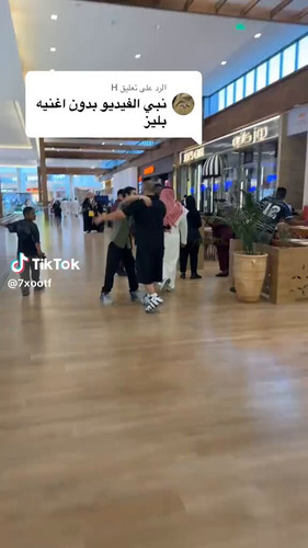 3kIp3qj47GCck6f3.jpg