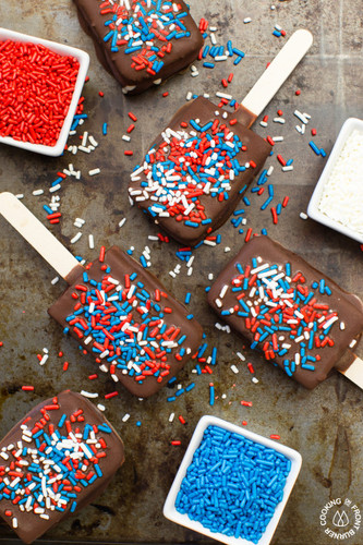 PatrioticIceCreamSandwichesSprinkles 683x1024.jpg