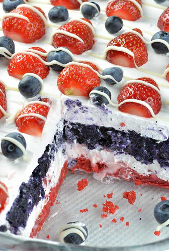 Summer Berry Lasagna 4th of July Lassagna 2.jpg