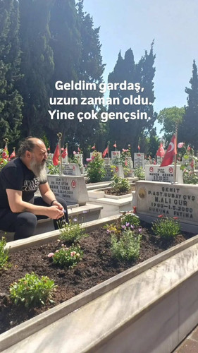 IE41aUqGxeLKYSOJ.jpg