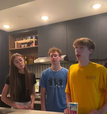 trio1.png