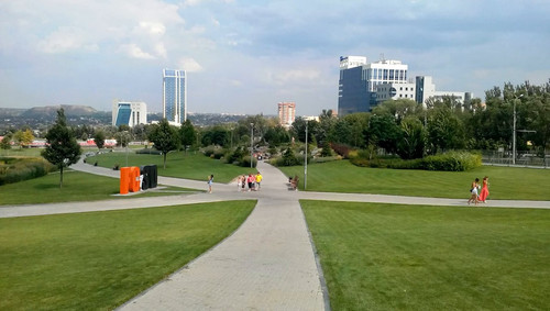 u470NcY SFuaqQTV.jpg