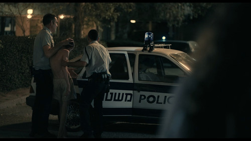 Bad.Boy.S01E01.1080p.NF.WEB DL.CZ HE.AAC2.0.x264 My.mkv snapshot 05.21 [2025.05.03 09.58.21]