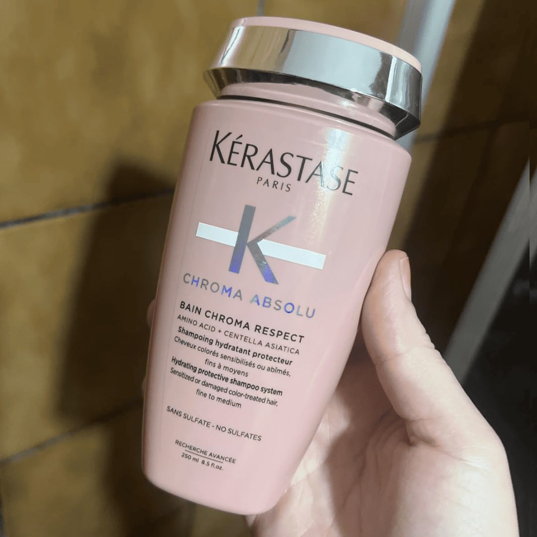 Kérastase Shampoo Chroma Absolu Bain Chroma Respect, Para Cabelos coloridos, Proteção de cor, Aminoácido, Centelha Asiática, 250 ml Kérastase Shampoo Chroma Absolu Bain Chroma Respect, Para Cabelos coloridos, Proteção de cor, Aminoácido, Centelha Asiática, 250 ml