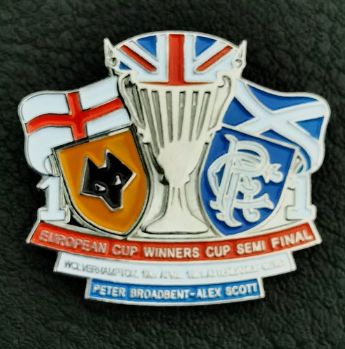 badge Wolverhampton badge e66188d7 d917 4632 b158 8e2b5c1bee45.jpg