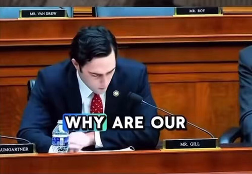J6yocezeB0vN6vib.jpg
