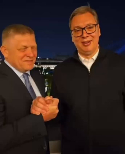 n EMm 6b4 8q8ow8.jpg