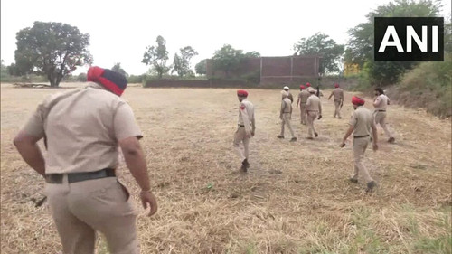 prLotR Avg9gi8VW.jpg