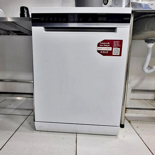 Lava louças Brastemp de Embutir 15 Serviços BLF61AB Branca.jpg