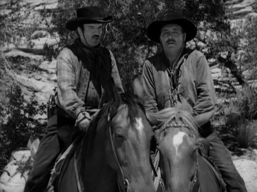 cap Wagon.Train.1940.DVDRip.x264 HANDJOB 00 07 04 01.jpg