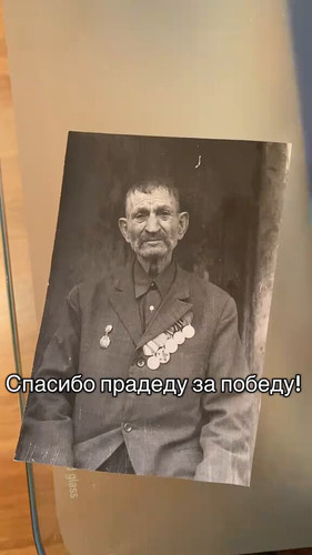 AnZfzjlwHtaozFmU.jpg