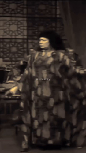 jsVZuR699zG qFmz.jpg