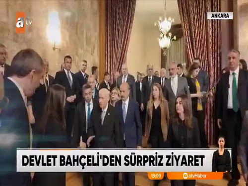 nrUjfcbAeDPblPJ5.jpg