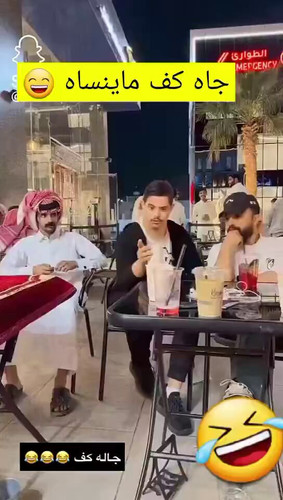 DWgEyziJYrE6xivD.jpg