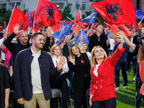 493344593 1219450759550134 836675546538536155 n.jpg?stp=dst jpg s600x600 tt6& nc cat=101&ccb=1 7& nc.jpg