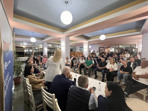 495931306 1220099866148785 7476733722712688362 n.jpg?stp=cp6 dst jpg s600x600 tt6& nc cat=111&ccb=1 .jpg