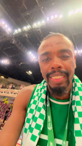 MK ldW1 8D0VnzsG.jpg